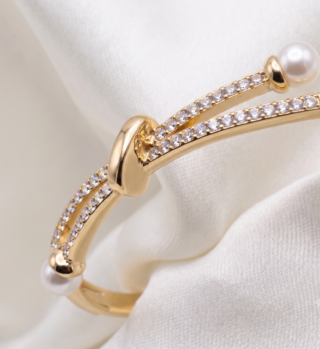 Diamond Bow Bracelet