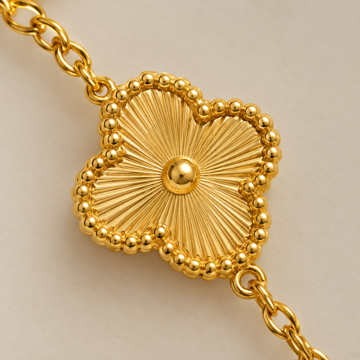 Golden Clover Radiance Bracelet
