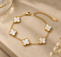 Pearl Clover Elegance Bracelet