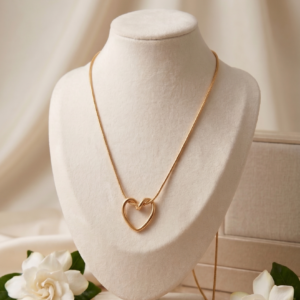Elegant Heart Pendant Chain Necklace – Gold Finish